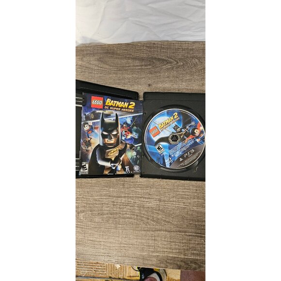 PS3 Lego Batman 2 DC Super Heroes. -- ITEM #3298 - Picture 2 of 3